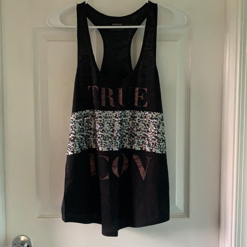 EXPRESS tank. Like new condition. Sz M.